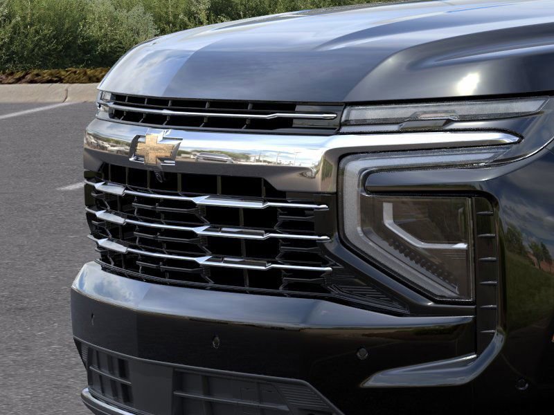 2026 Chevrolet Suburban LT photo 13