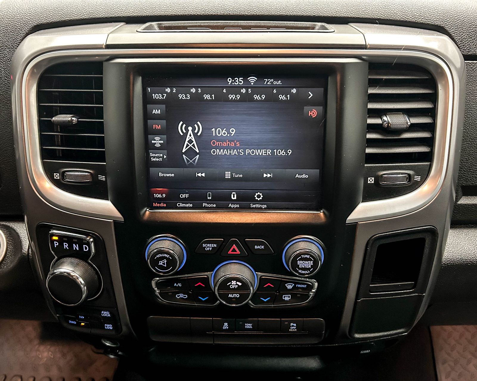 2021 Ram 1500 Classic Warlock photo 12