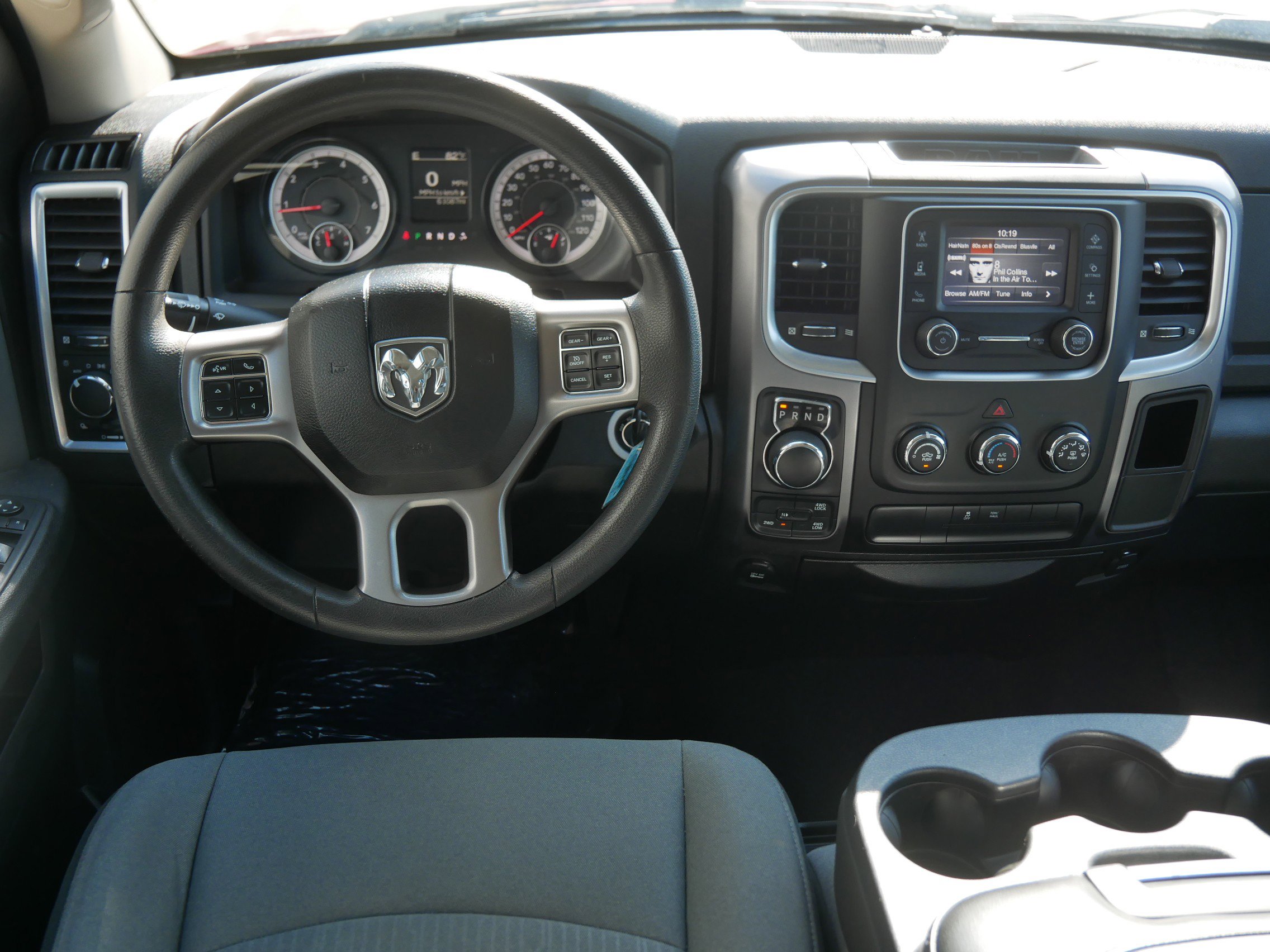 2021 Ram 1500 Classic SLT photo 16