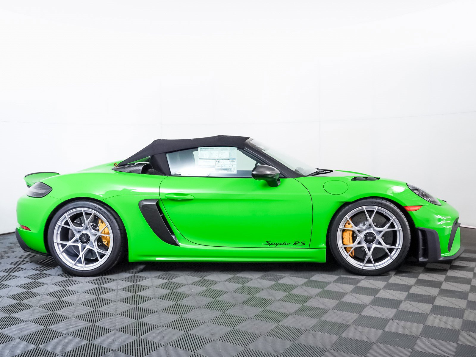 2025 Porsche Boxster Spyder photo 8