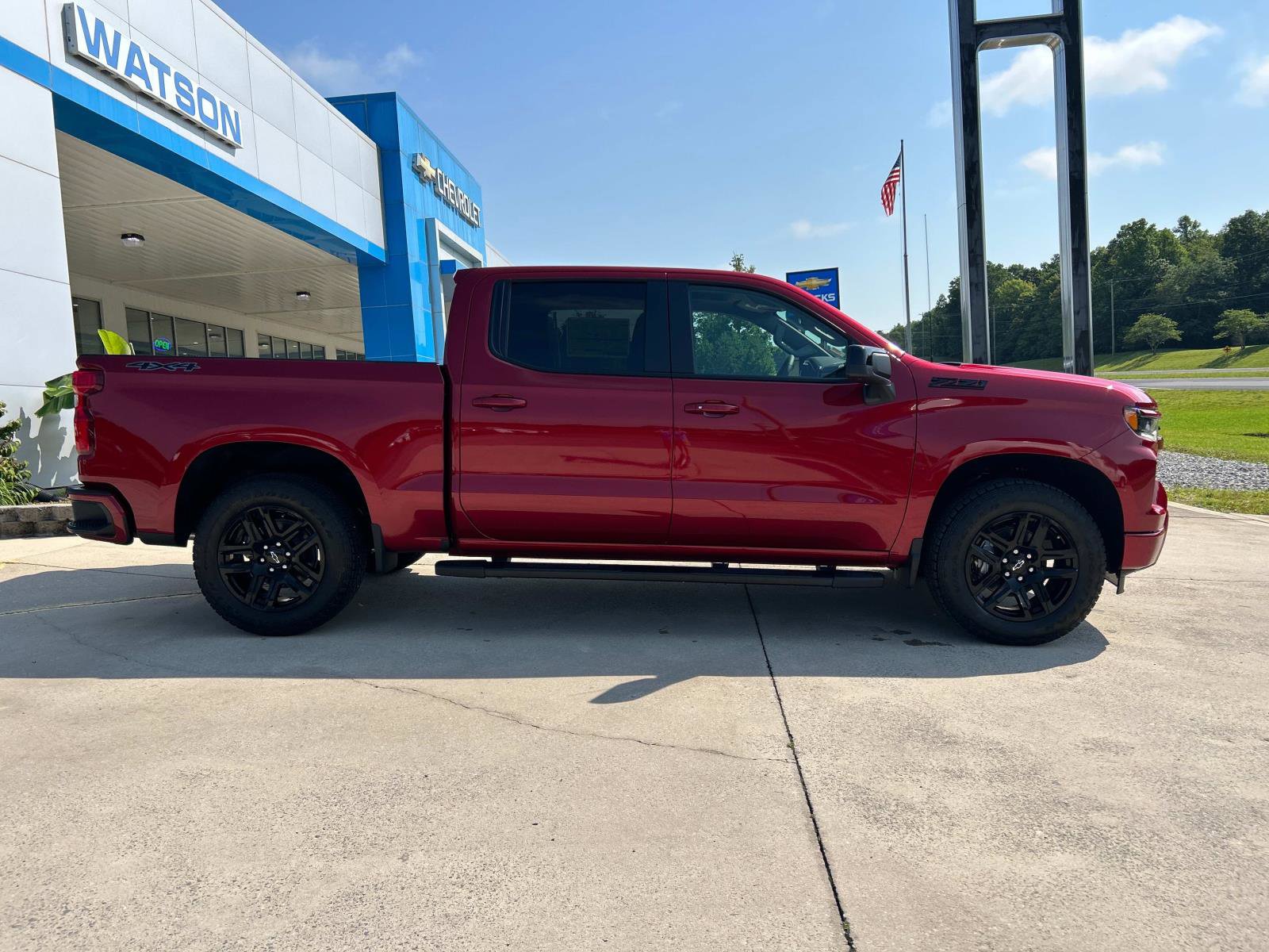 2025 Chevrolet Silverado 1500 RST photo 3