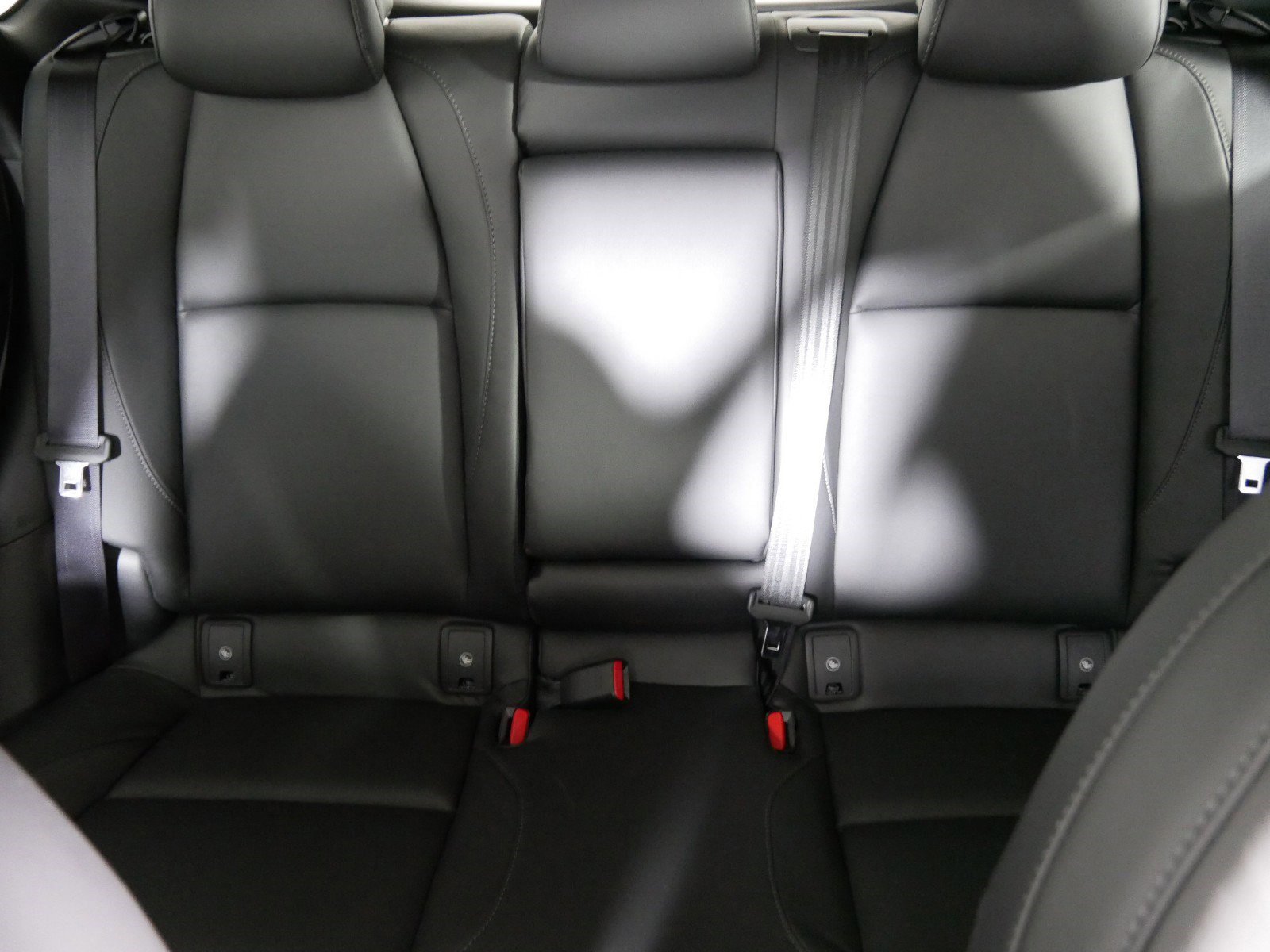 2025 Mazda CX-30 2.5 S Preferred photo 3