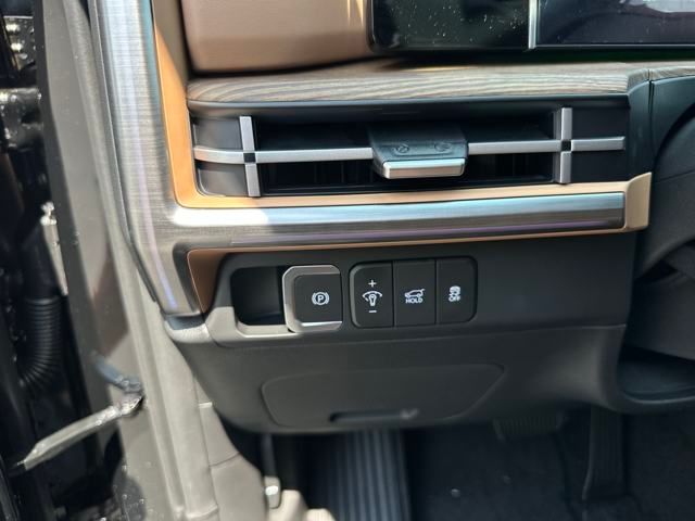 2026 Hyundai Santa Fe Limited photo 9