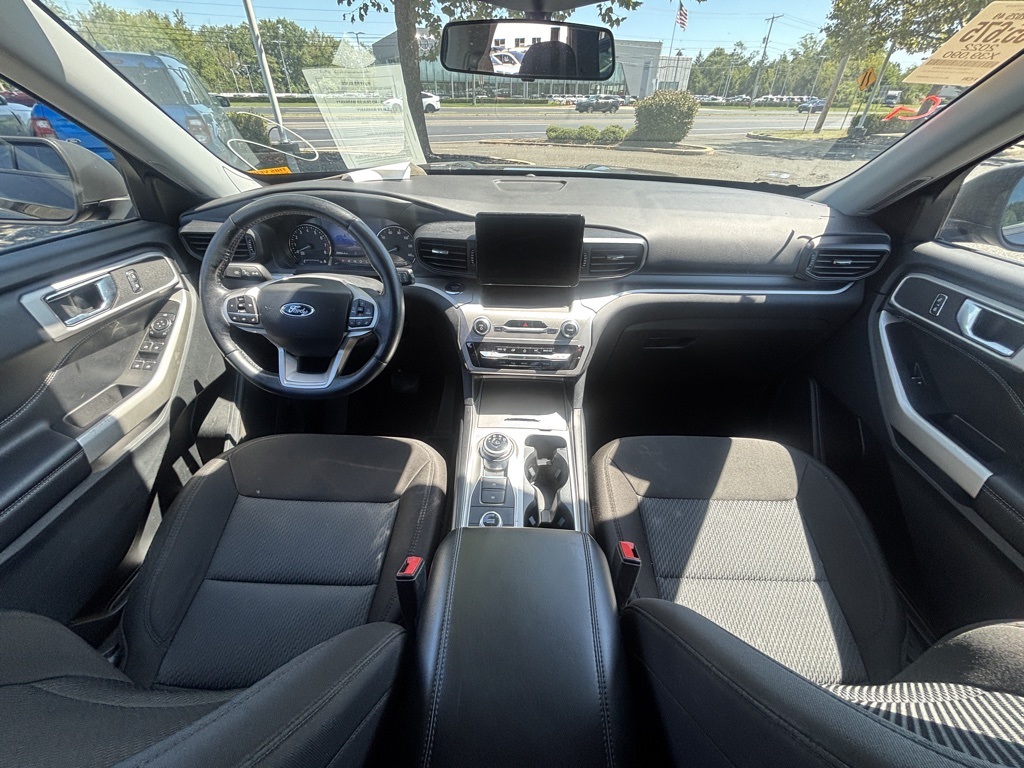 2022 Ford Explorer XLT photo 4