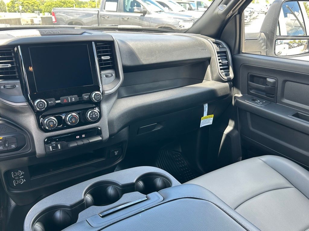 2026 Ram 3500 Tradesman photo 10