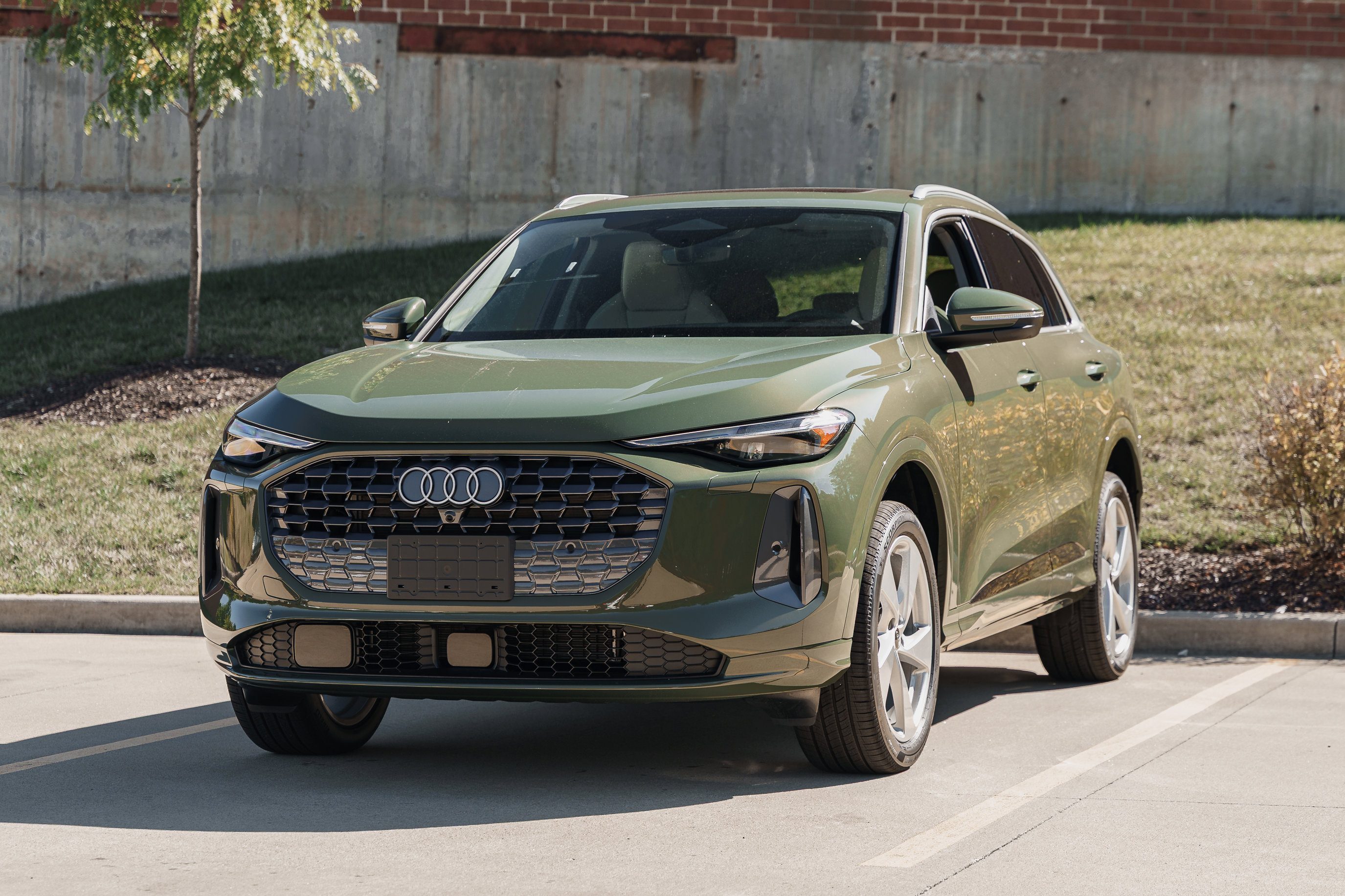 2025 Audi Q5 Premium Plus photo 7