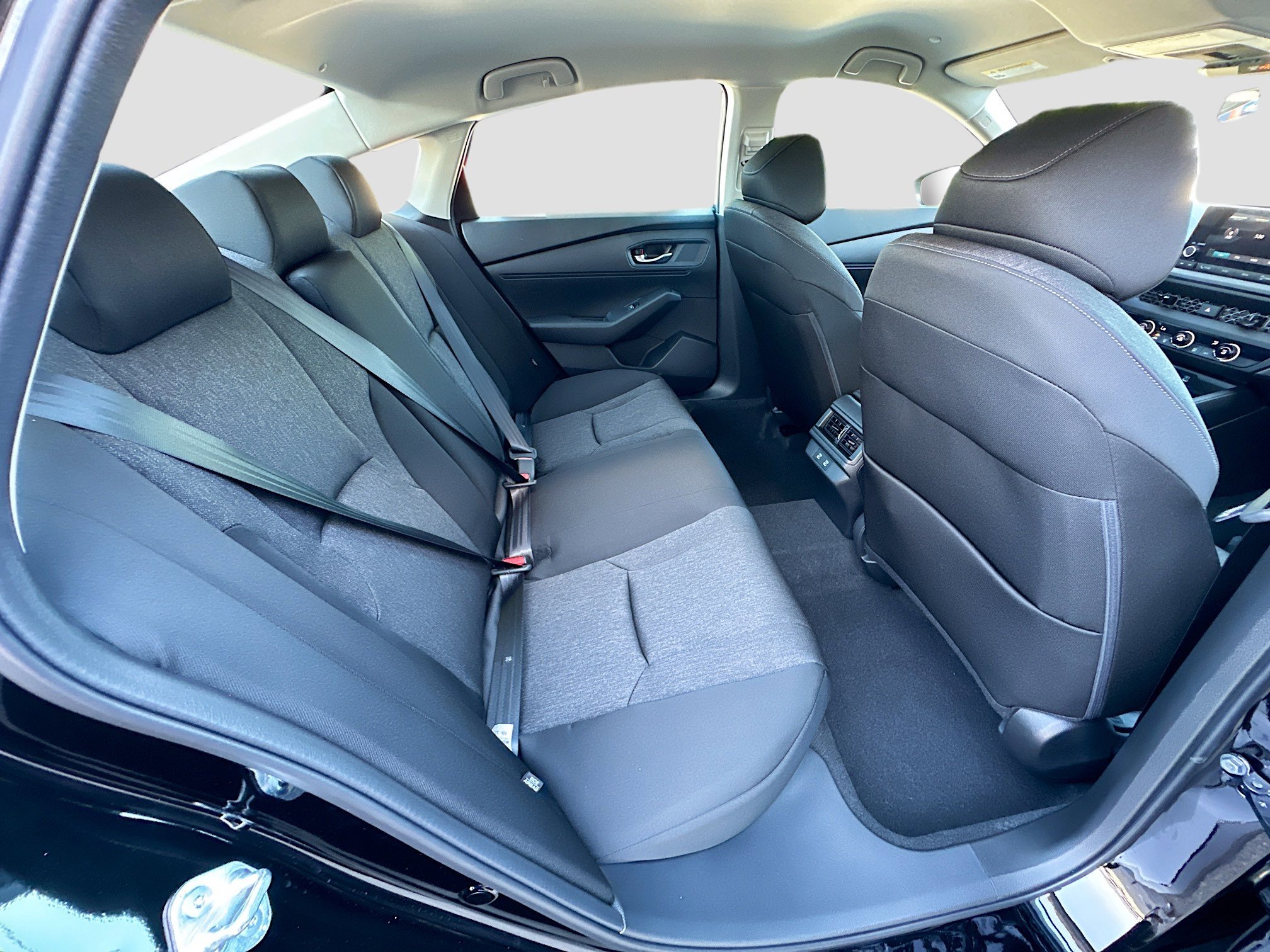 2025 Honda Accord LX photo 19