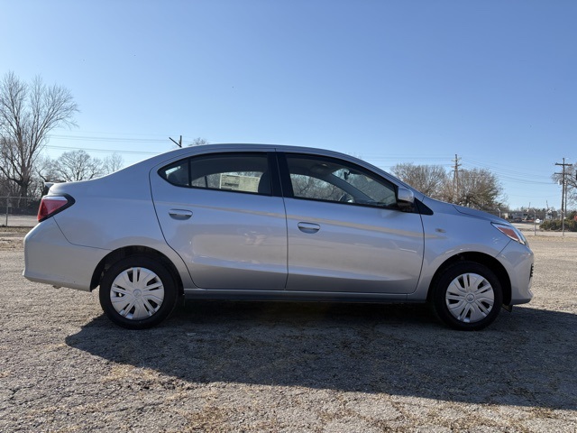 2024 Mitsubishi Mirage G4 ES photo 5