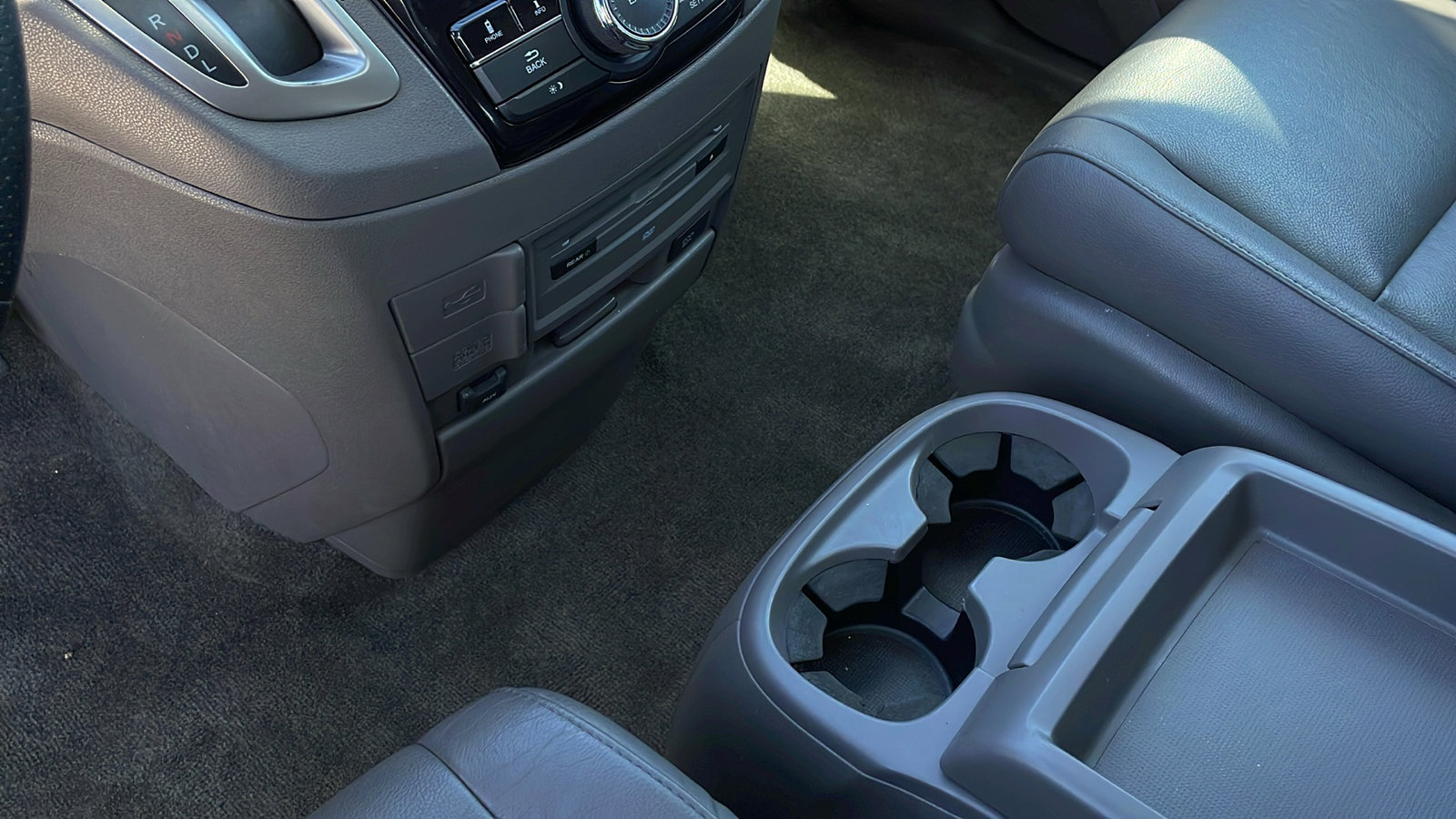 2015 Honda Odyssey EX-L photo 19