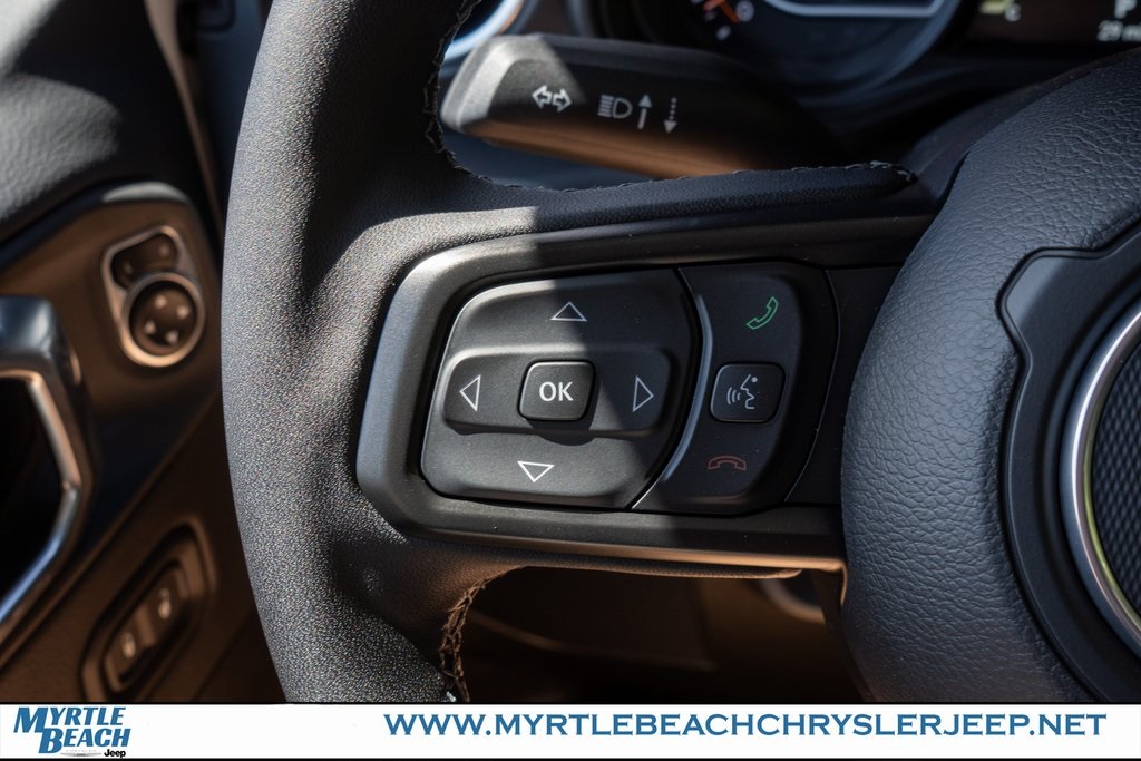 2025 Jeep Gladiator Sport photo 27