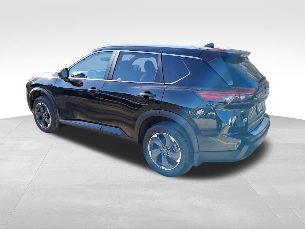 2025 Nissan Rogue SV photo 3