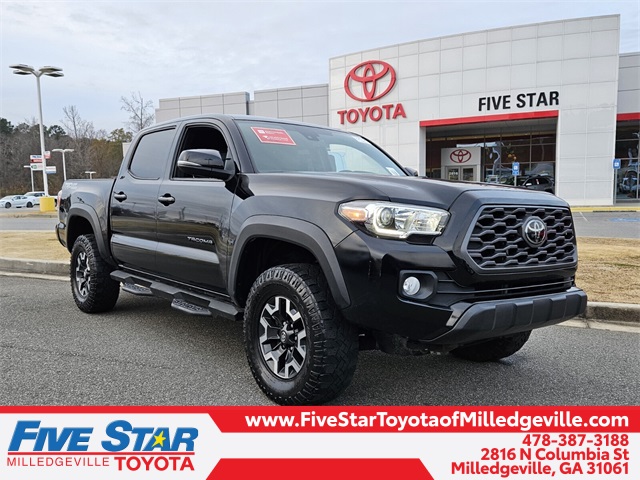 2022 Toyota Tacoma TRD Off Road's photo
