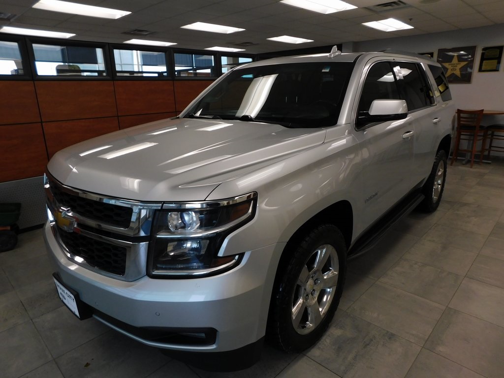 2016 Chevrolet Tahoe LT's photo