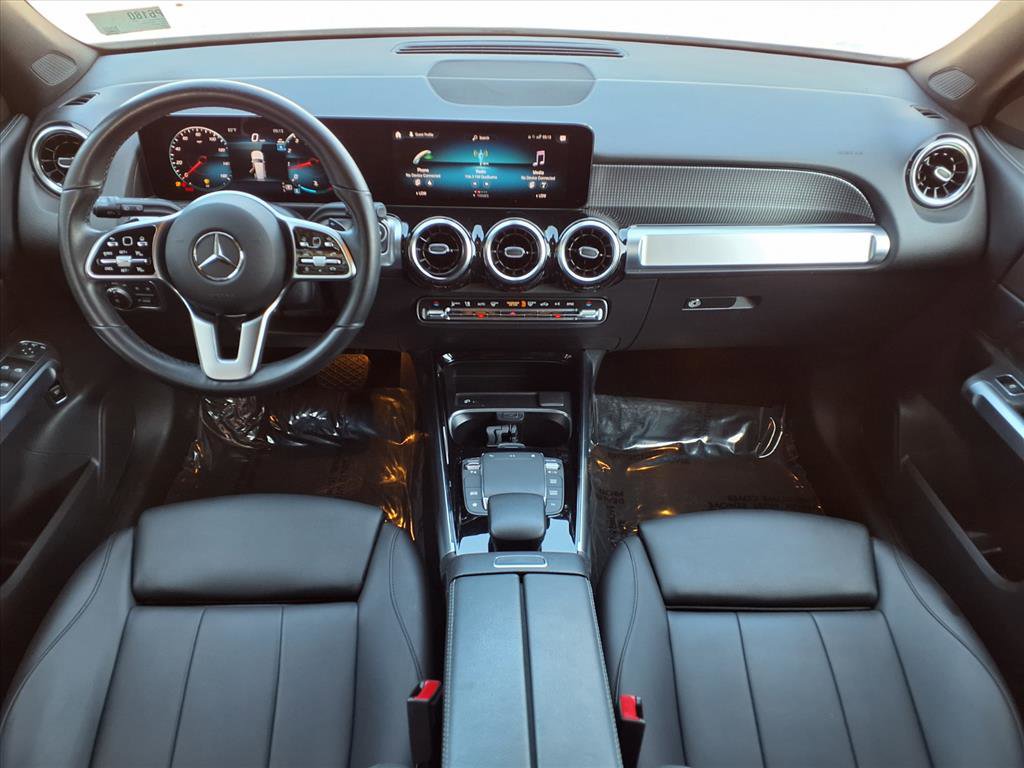 2023 Mercedes Benz GLB 250 photo 4