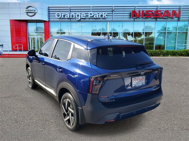 2025 Nissan Kicks SV photo 3