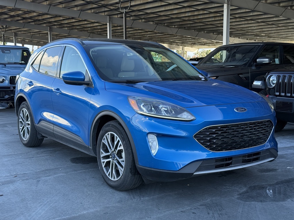 2020 Ford Escape SEL's photo