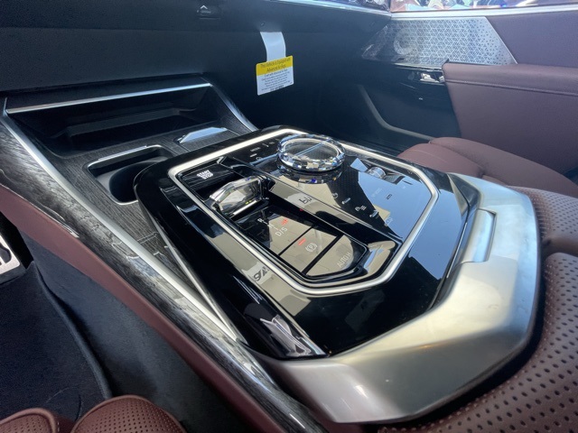 2025 Bmw 760i 760i xDrive photo 9