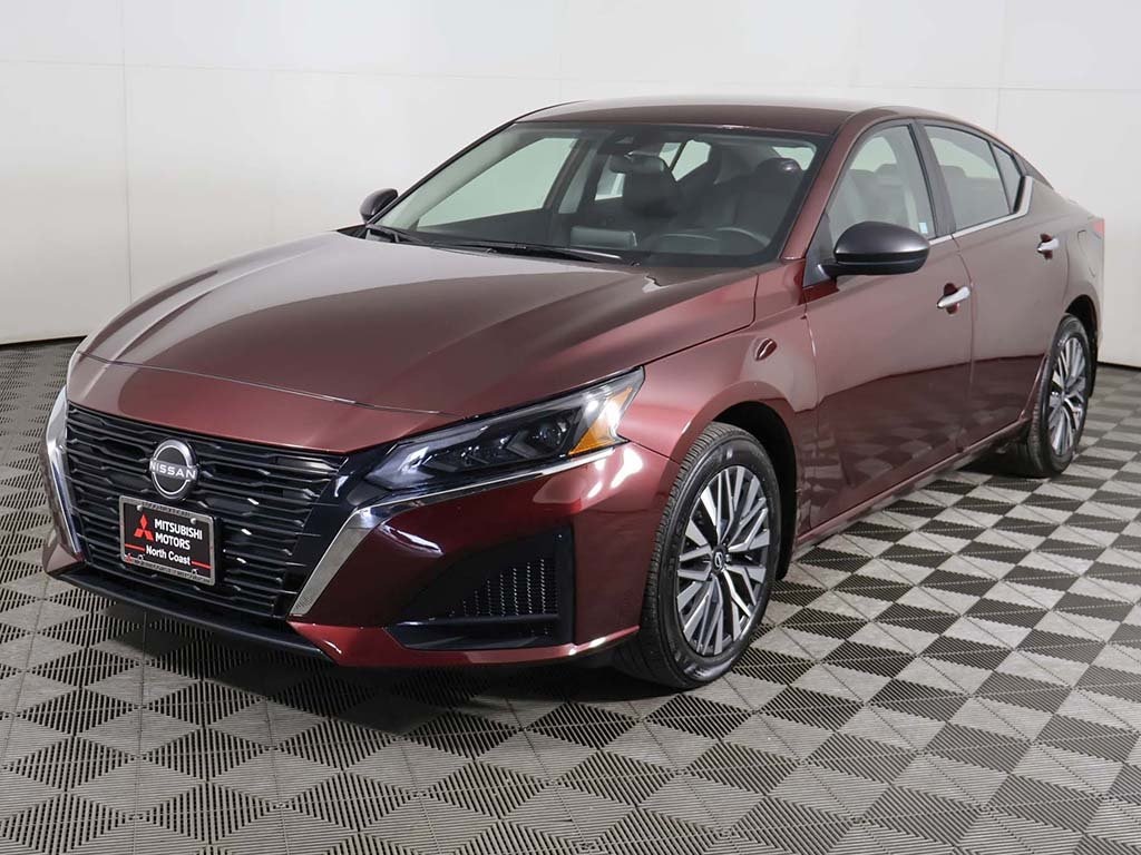 2024 Nissan Altima 2.5 SV photo 4