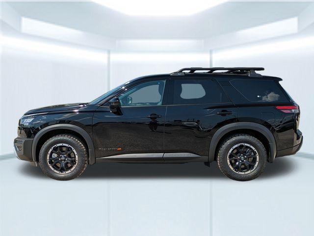 2025 Nissan Pathfinder Rock Creek photo 2