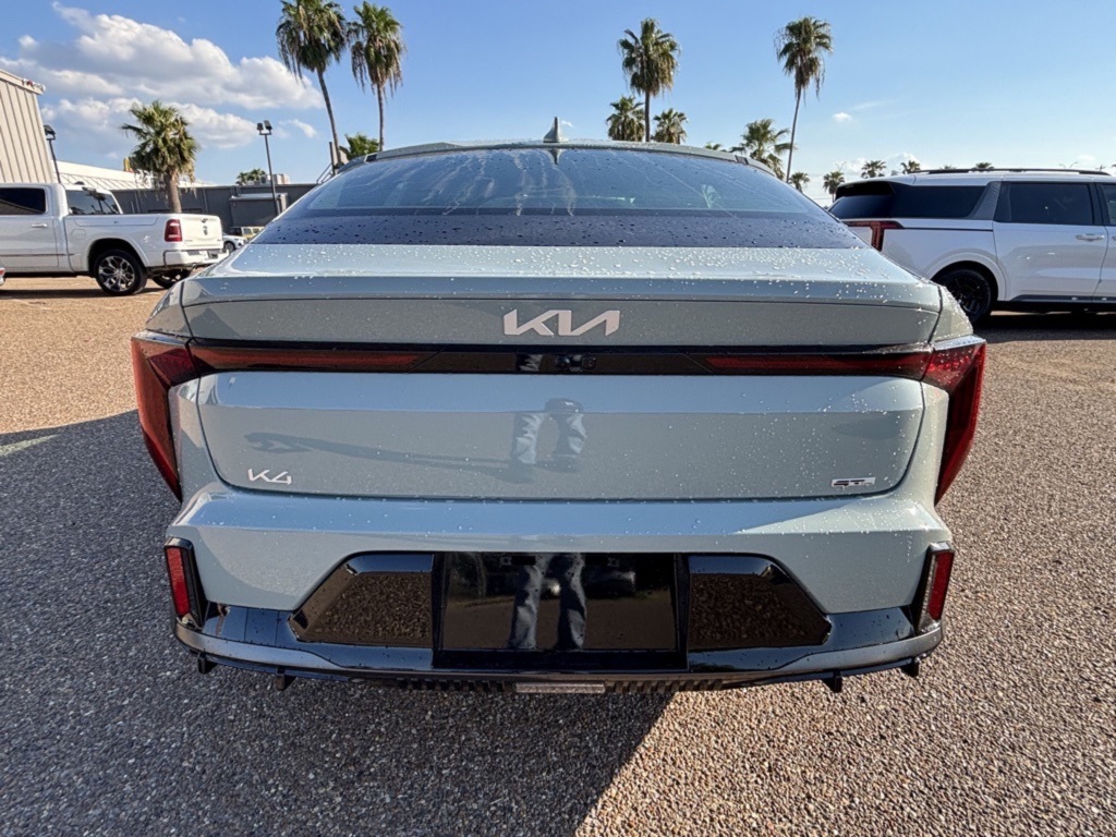 2025 Kia K4 GT-Line photo 6