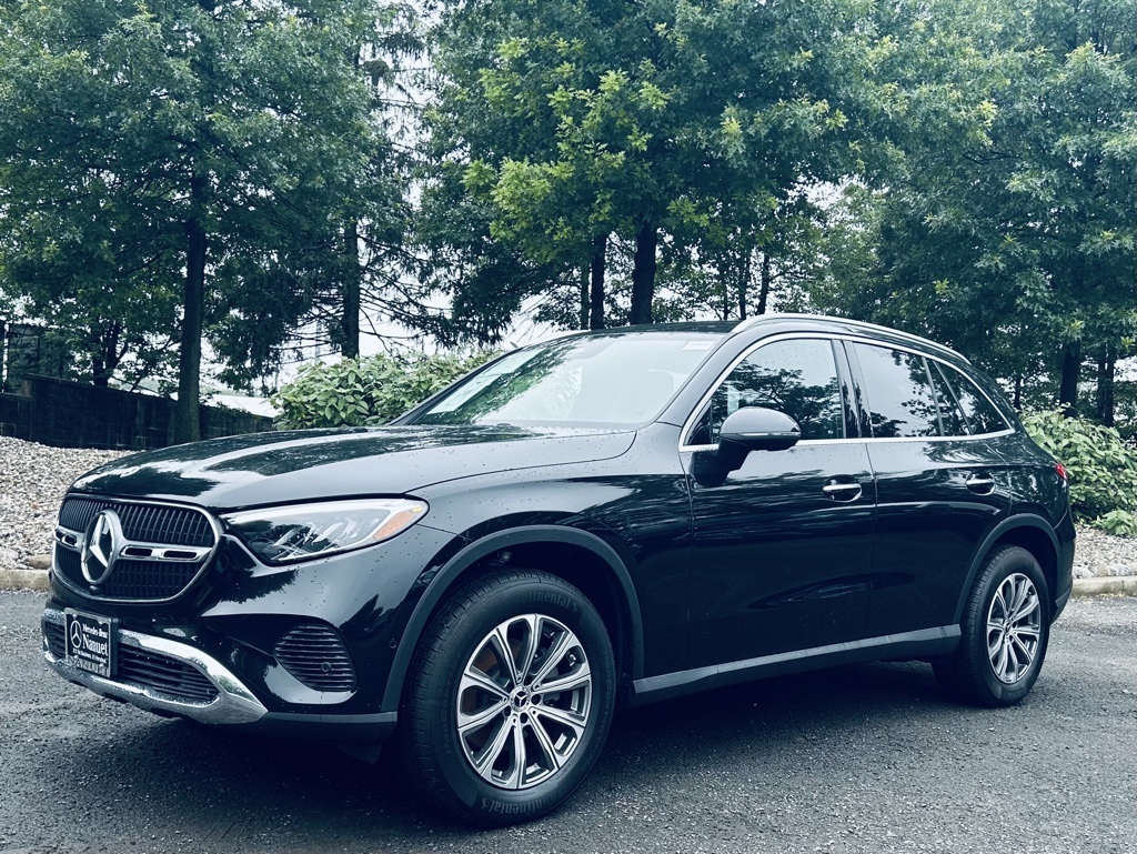 2025 Mercedes-Benz GLC