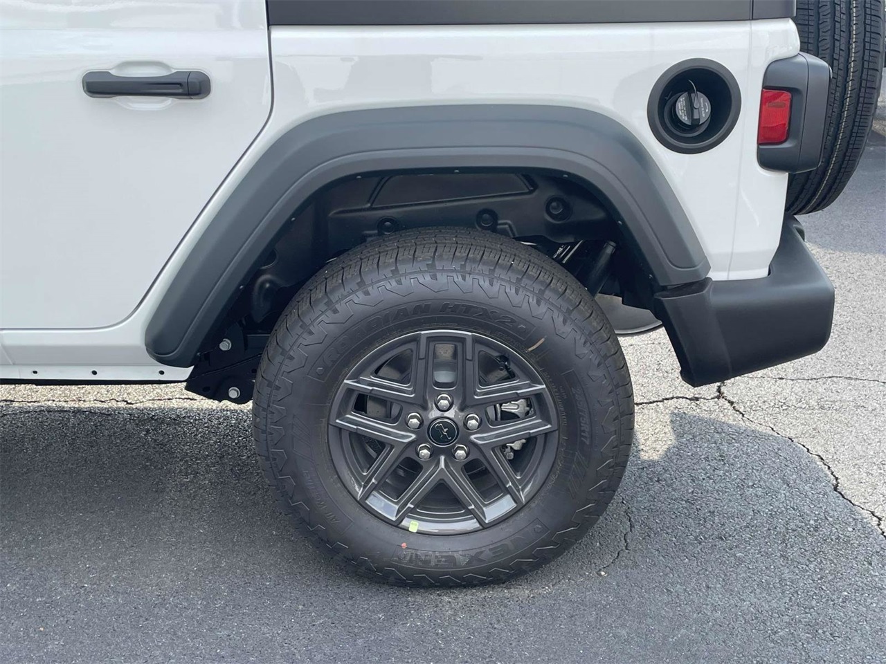 2025 Jeep Wrangler Sport S photo 31