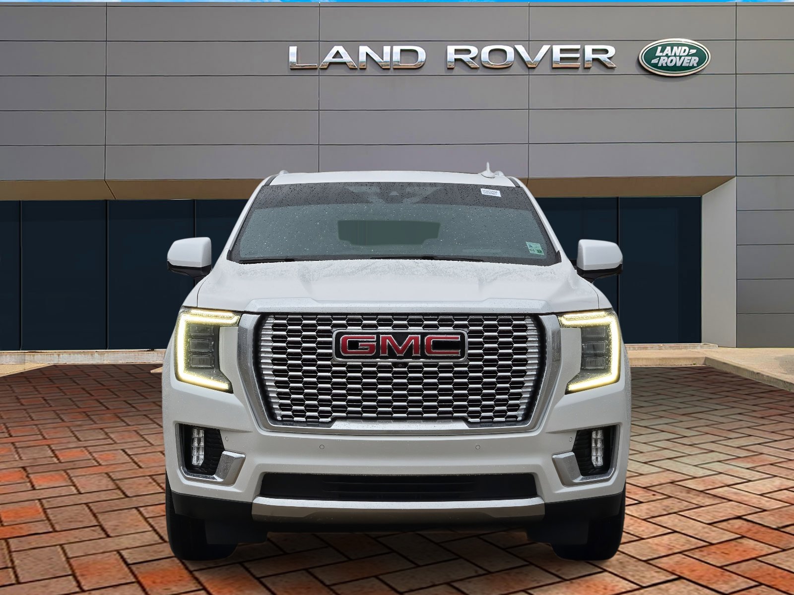 2022 Gmc Yukon XL Denali photo 2