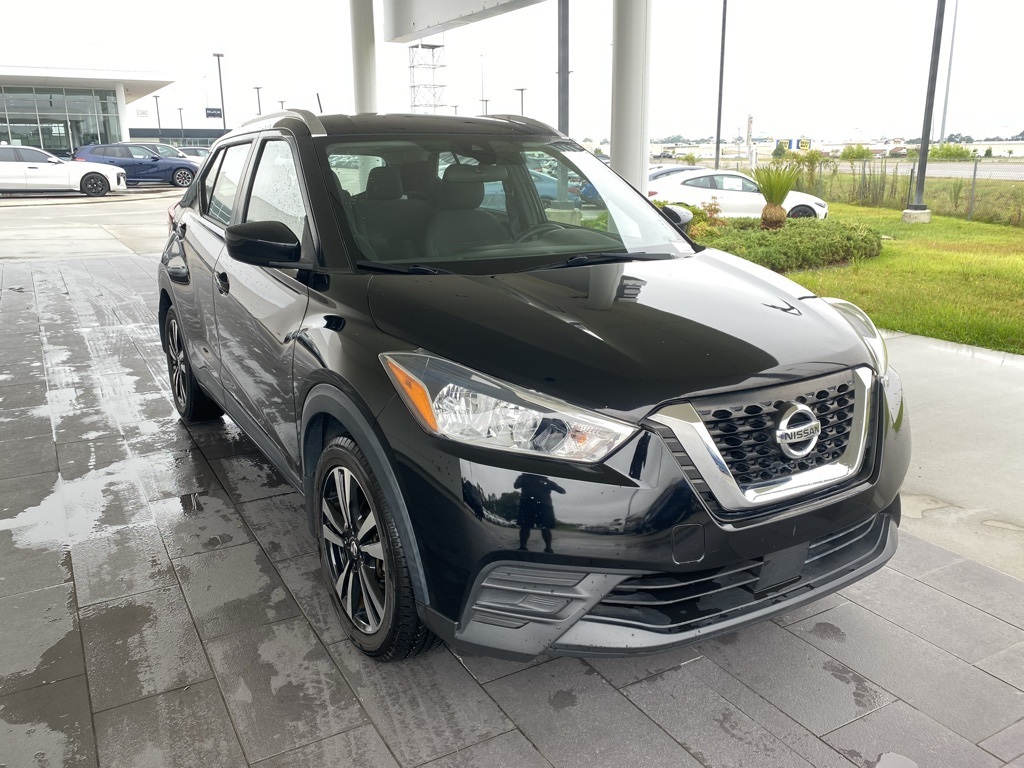2020 Nissan Kicks SV photo 3