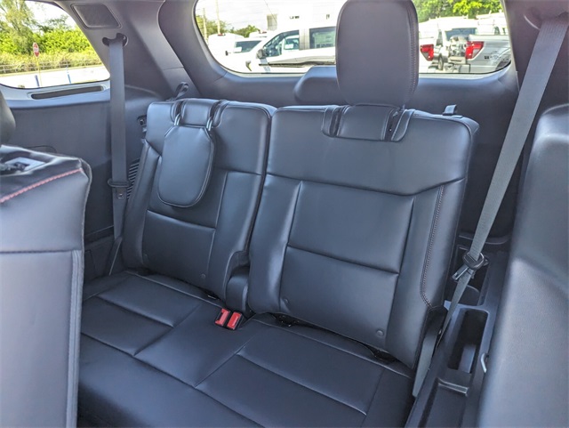 2025 Ford Explorer ST-Line photo 5