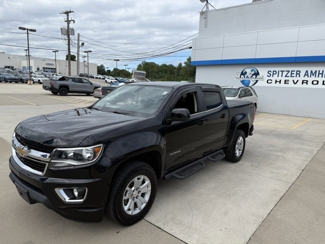 2018 Chevrolet Colorado LT photo 2