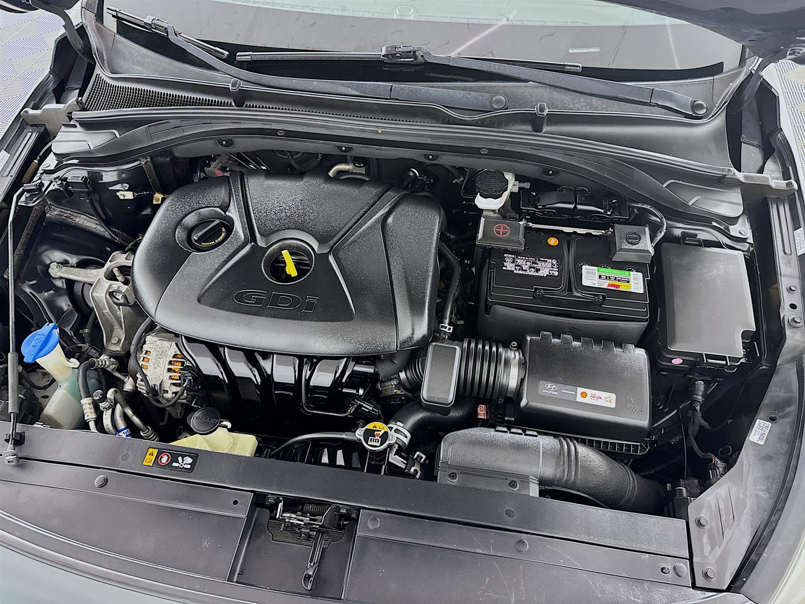 2020 Hyundai Elantra GT Base photo 27