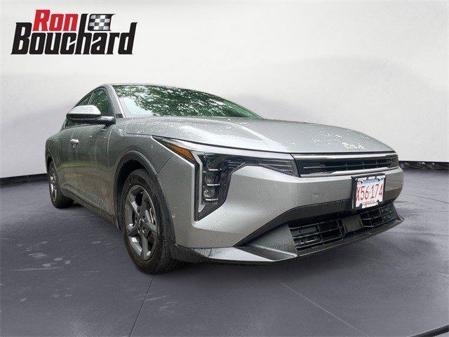 2025 Kia K4 LXS's photo