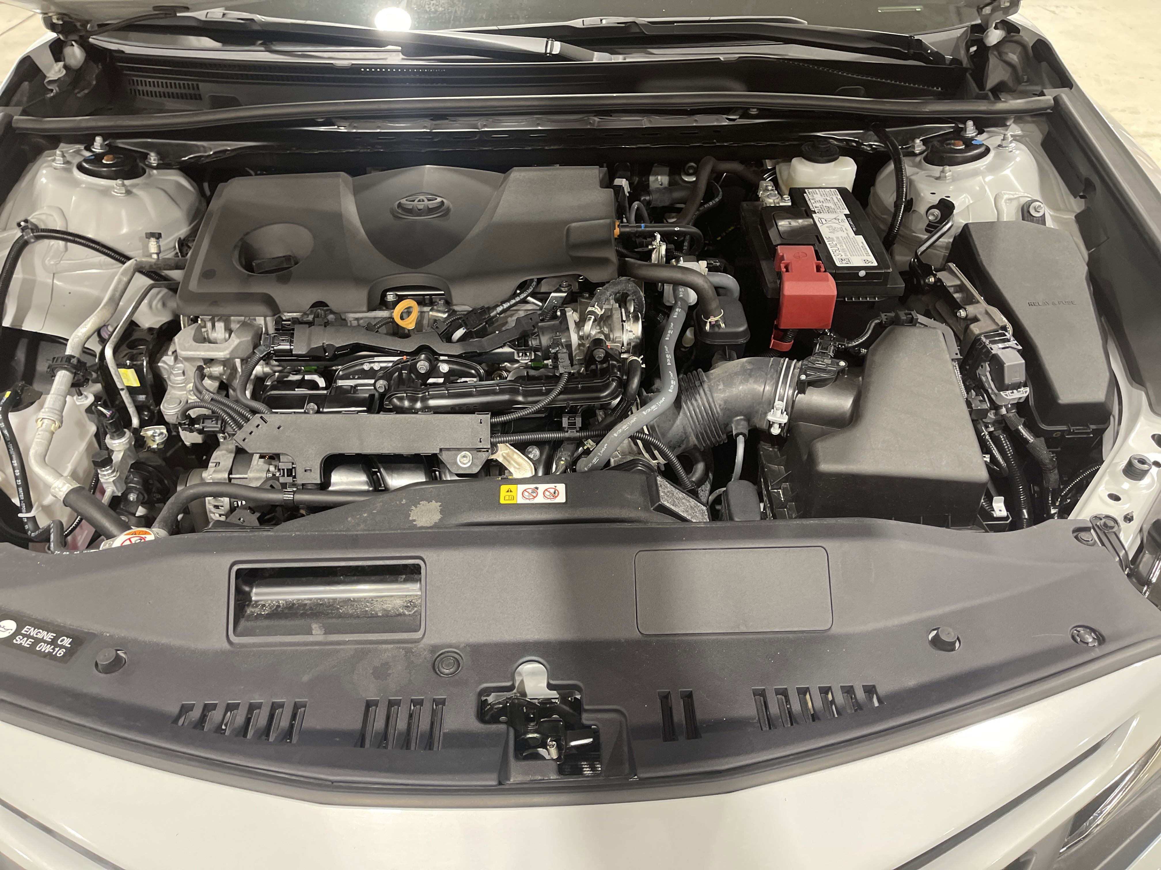 2024 Toyota Camry SE photo 8