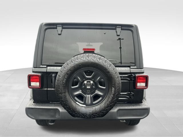 2025 Jeep Wrangler Sport photo 4