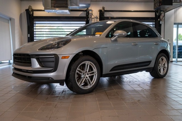2022 Porsche Macan 