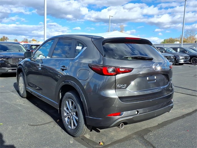 2025 Mazda CX-5 2.5 S Preferred photo 3