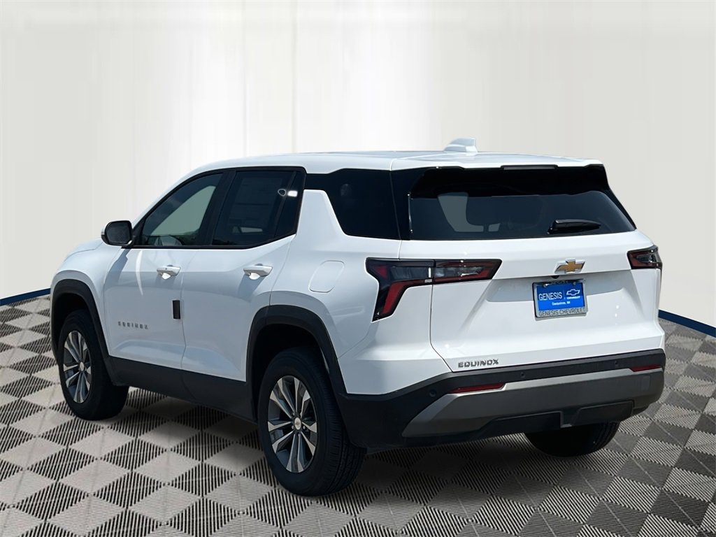 2026 Chevrolet Equinox LT photo 3
