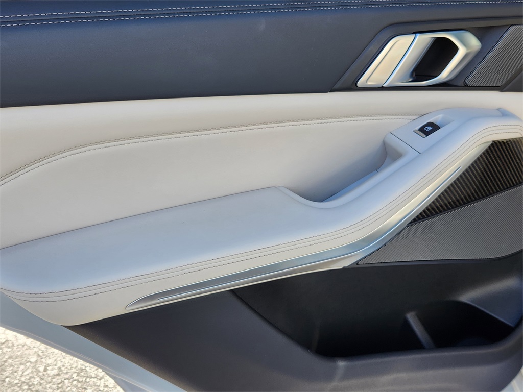 2023 Bmw X5 M50i photo 12