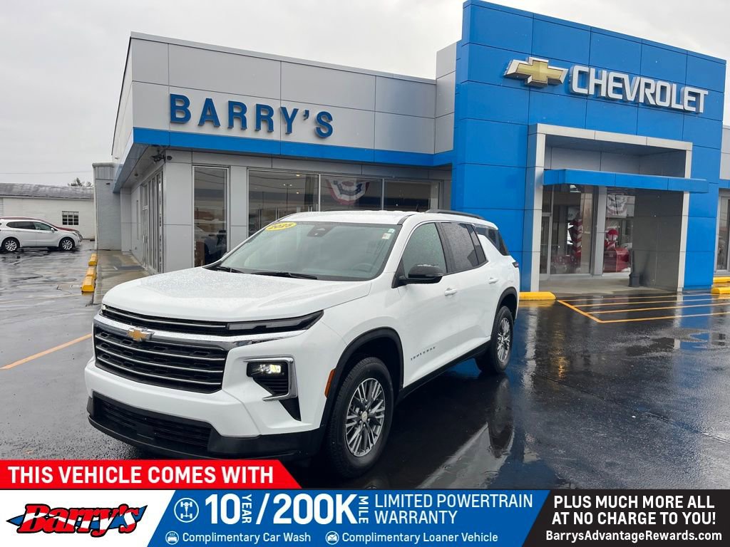 2025 Chevrolet Traverse LT's photo