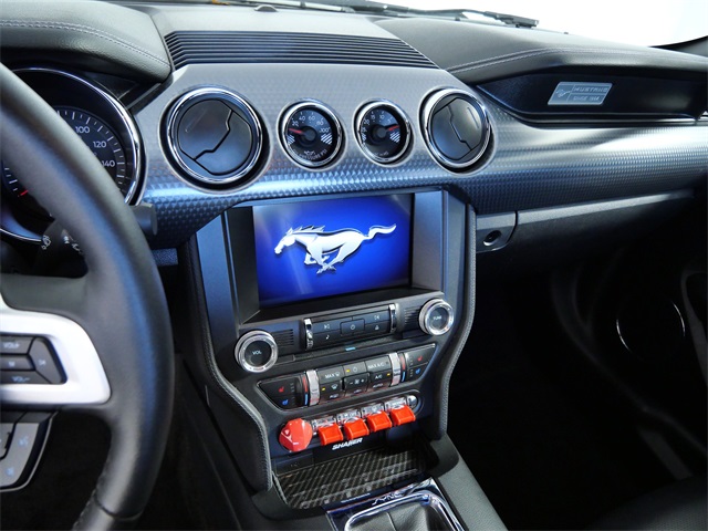 2017 Ford Mustang GT Premium photo 17