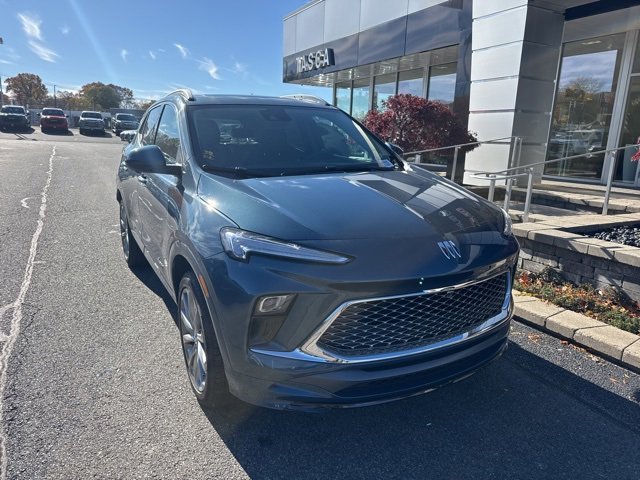 2026 Buick Encore GX Avenir's photo