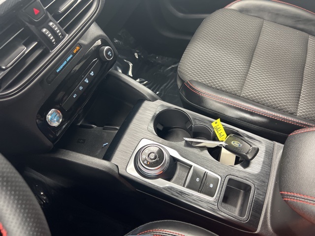 2023 Ford Escape ST-Line Select photo 18