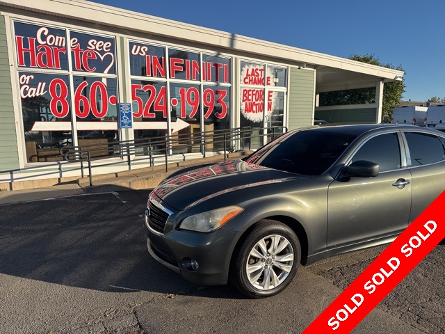 2011 INFINITI M