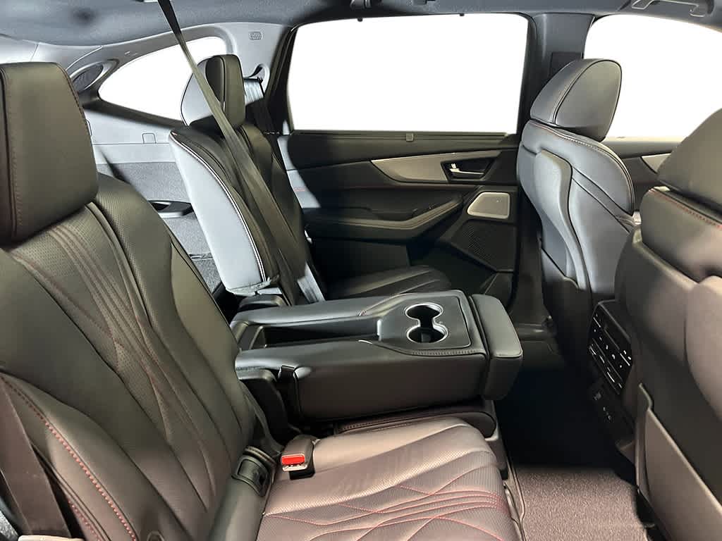 2026 Acura MDX SH-AWD A-Spec Advance photo 32