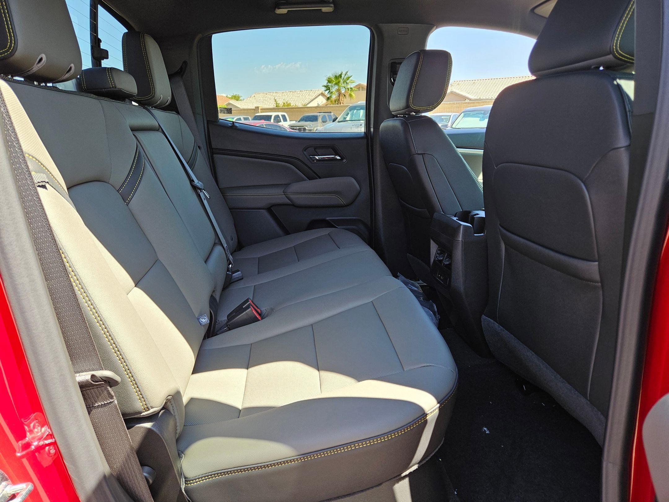 2026 Chevrolet Colorado ZR2 photo 16