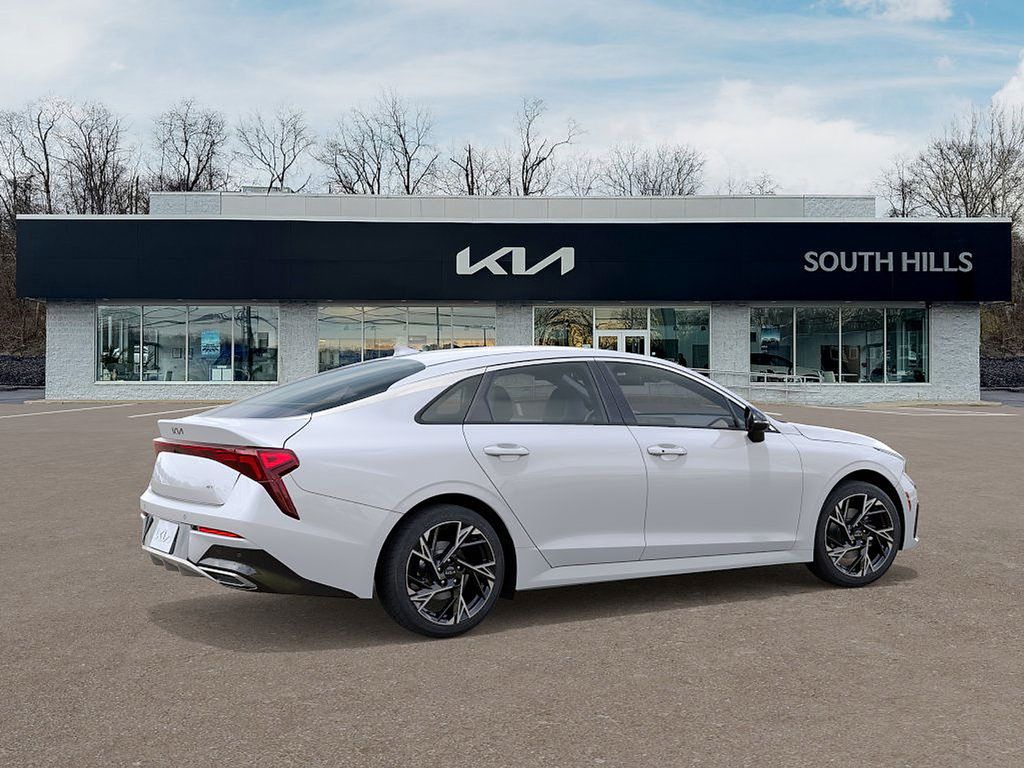 2026 Kia K5 GT-Line photo 2
