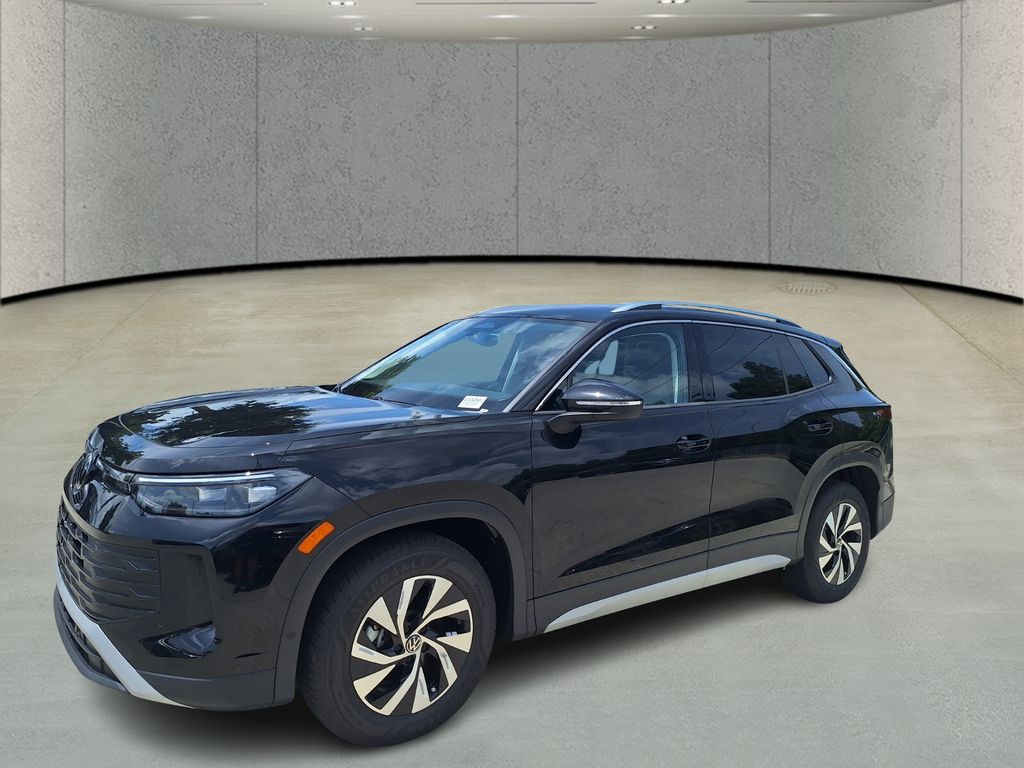 2025 Volkswagen Tiguan S's photo