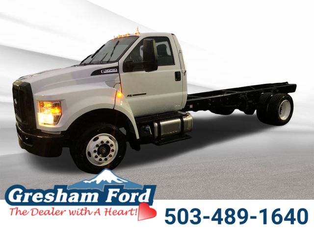 Pre-Owned 2026 Ford F-650 Chassis Cab Base's photo