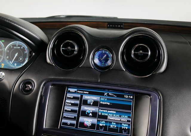 2013 Jaguar XJ XJL Portfolio photo 17