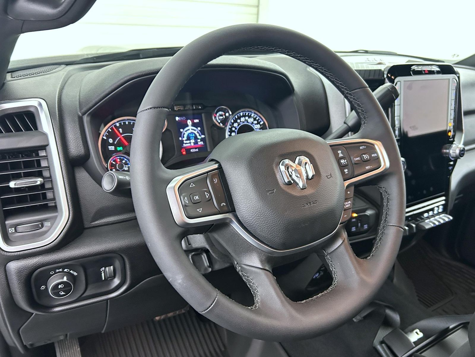 2025 Ram 3500 Big Horn photo 11